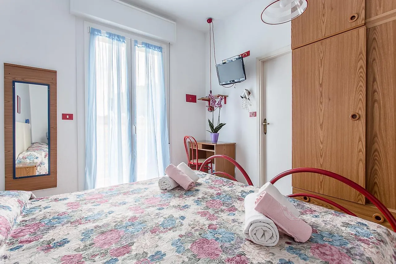 *** Hotel Holiday Milano Marittima Italia